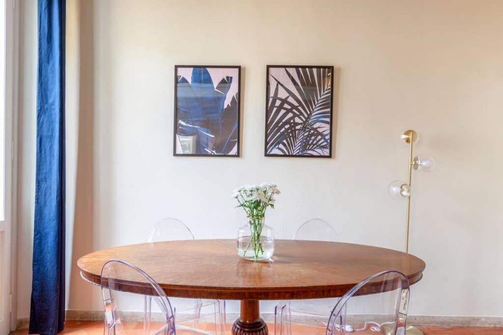 Santa Croce. Quiet, Large And Luminous Loft Appartamento