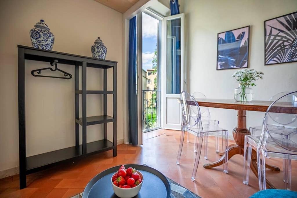 Santa Croce. Quiet, Large And Luminous Loft Appartamento *